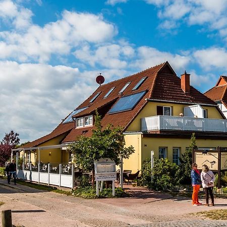 Haus Nordlicht Hotel Ahrenshoop Exterior foto